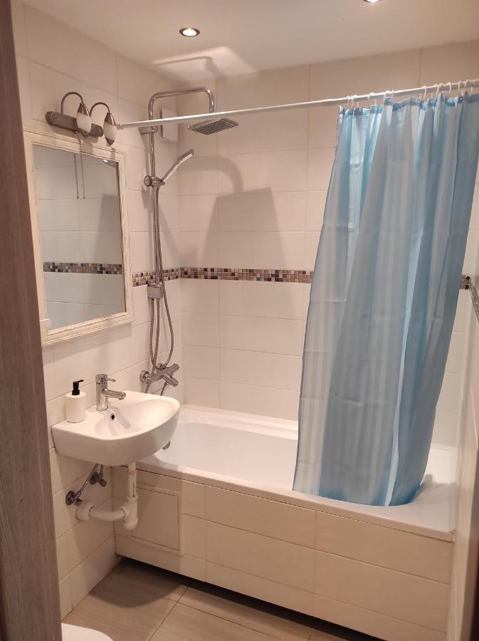 Studija Centre Apartment Klaipeda Luaran gambar